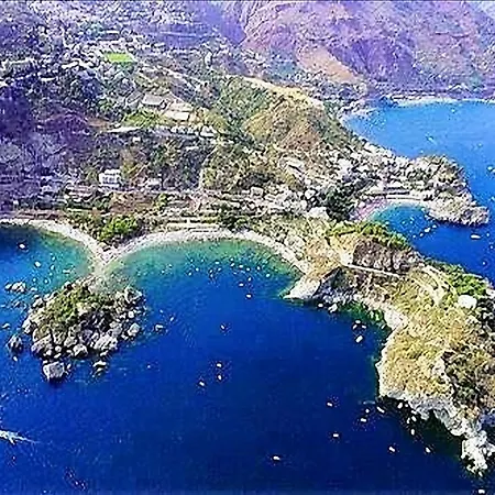 Taormina Джардини-Наксос